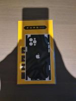 Apple iPhone 12 Pro Skin von Dbrand Niedersachsen - Stadthagen Vorschau