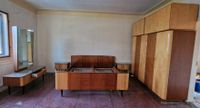 Komplettes DDR Schlafzimmer 60er Kleiderschrank Spiegelkommode Leipzig - Leipzig, Zentrum-Nord Vorschau