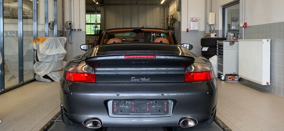 Porsche 911 Turbo Cabrio 996 Exclusive Umfänge in Stuttgart