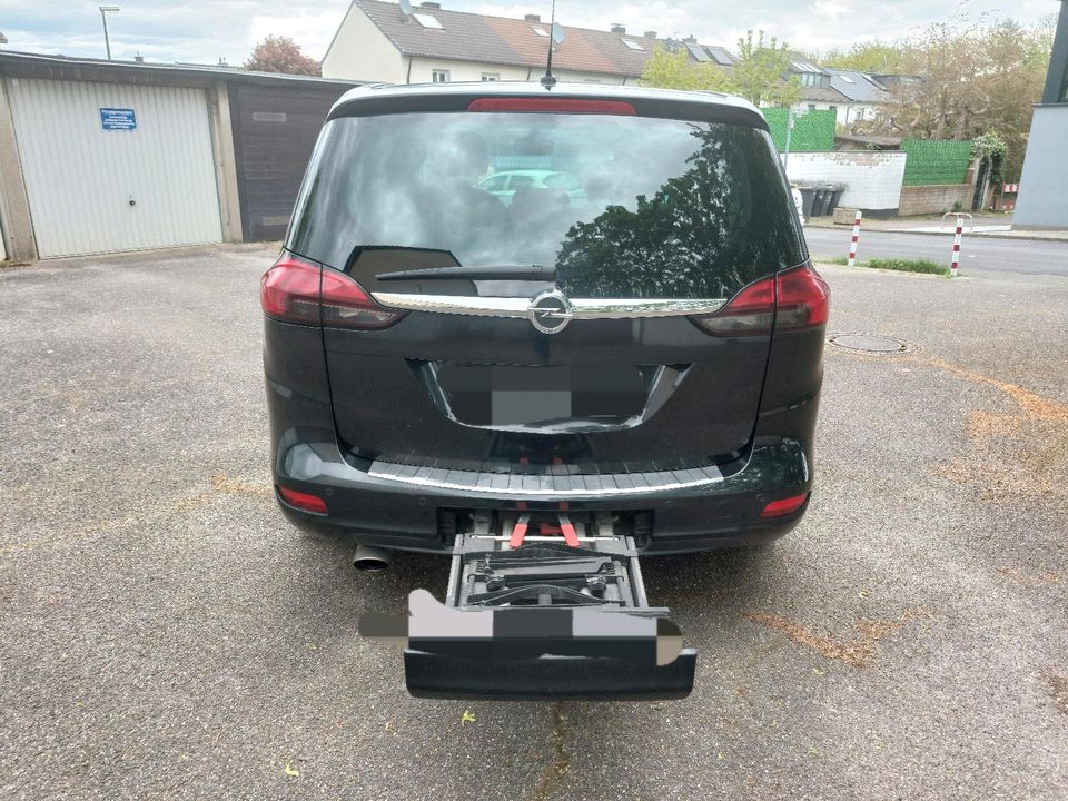 Opel Zafira C Tourer 1.6 Turbo 7 Sitzer in Köln