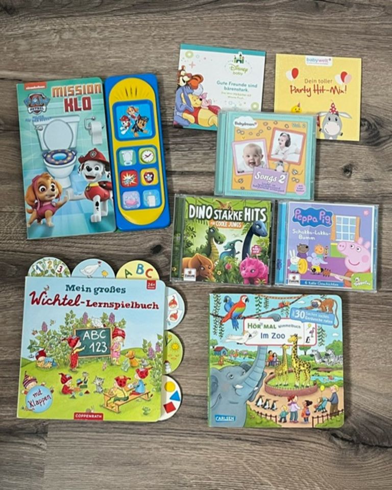 3 x Kinderbücher + 5 Kinder CDs in Holzwickede