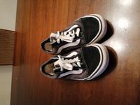 Vans Turnschuhe schwarz GR 36 Nordrhein-Westfalen - Gütersloh Vorschau