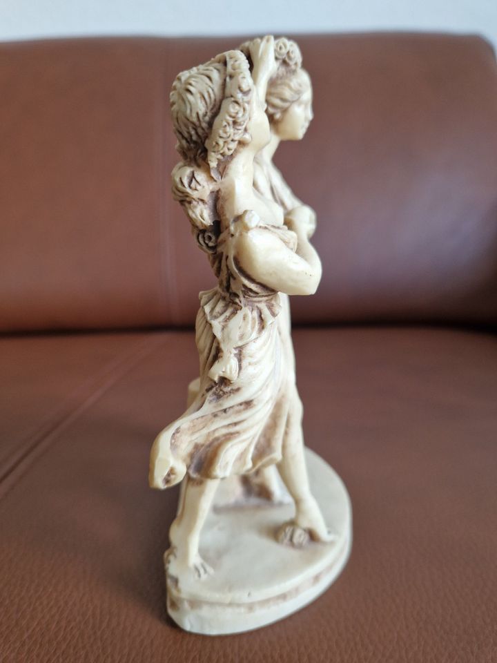 Schöne Italienische Alabaster Skulptur: "Die drei Grazien" H16 cm in Paderborn