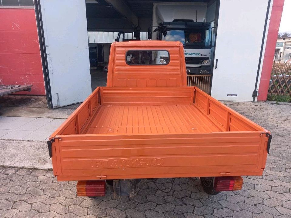 Orangene Piaggio Ape TM 602 Antrieb überholt in Kusterdingen