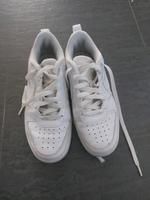 Nike Schuhe Junge 36 weiß Nordrhein-Westfalen - Hemer Vorschau
