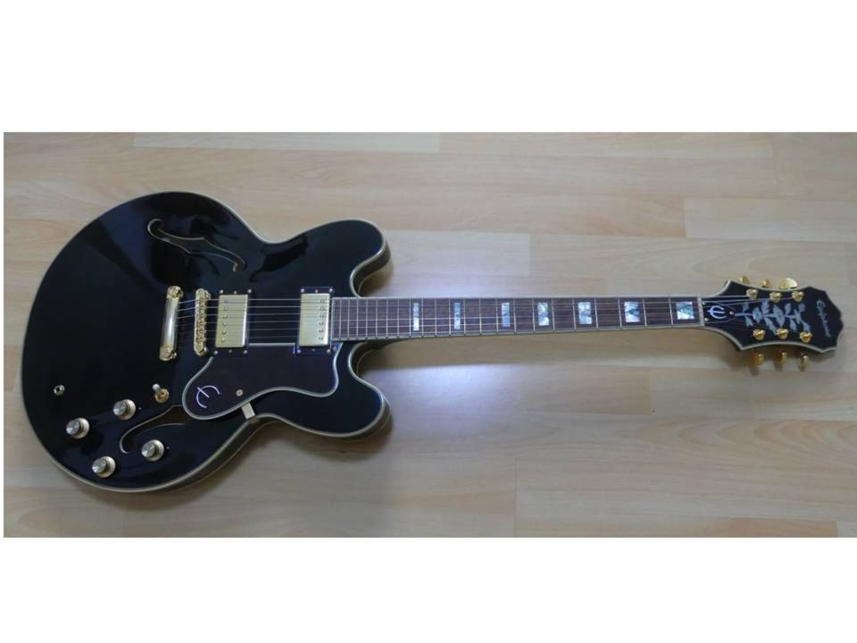 Epiphone Sheraton II Pro ebony Halbakustik-Gitarre in Böblingen