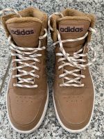 Adidas Schuhe gefüttert Größe 44 Hessen - Taunusstein Vorschau