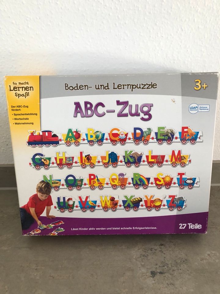 ABC Zug Bodenpuzzle, vollständig in Odelzhausen