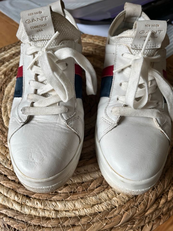 Gant Sneaker gr 38 weiß in Marpingen