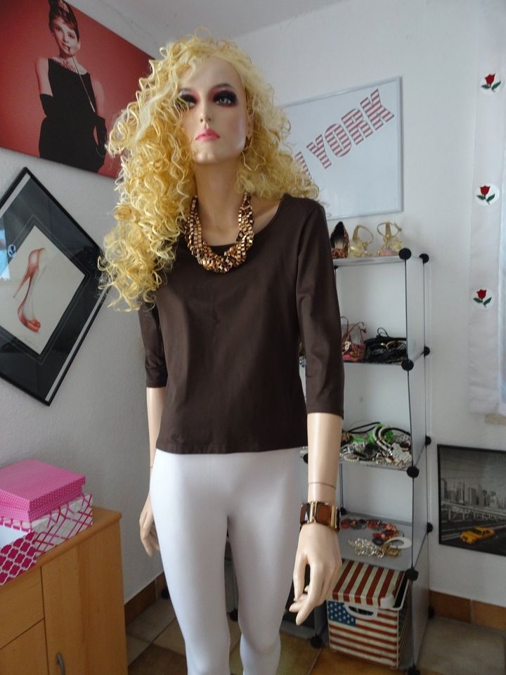 3 Basic-Shirts von H&M und Michele Boyard in Wilhermsdorf