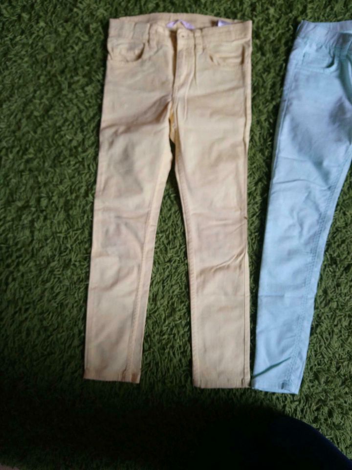 Jeans 2er 134 in Teublitz