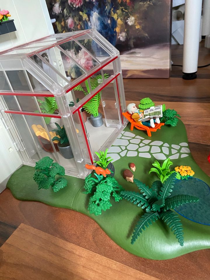 Playmobil Familienhaus (4279)+Zusatz Etage und Wintergarten Set in Jembke