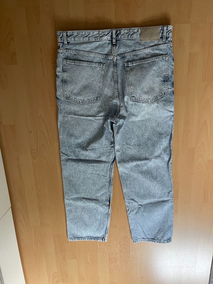 Bershka Baggy Jeans Grösse 46 in Dautphetal