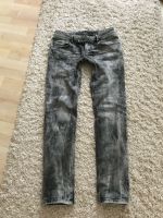 Diesel Jeans Nevy grau 28/32 neuwertig Nordrhein-Westfalen - Sankt Augustin Vorschau