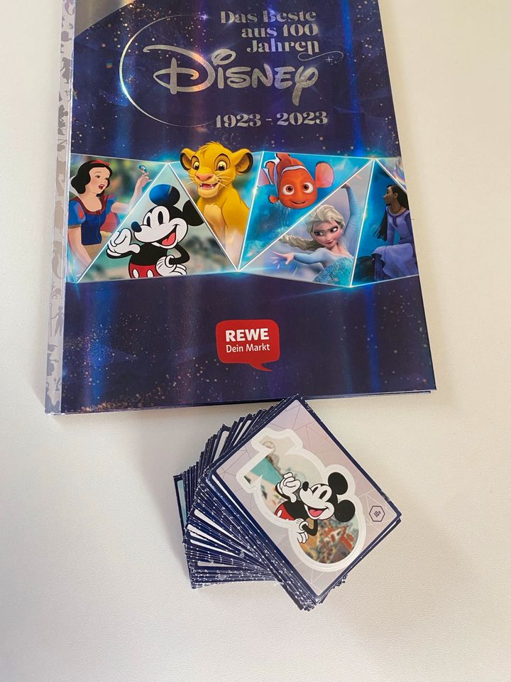 Disney Sammelalbum mit 180 Stickern Rewe Aktion *Neu* in Leipzig