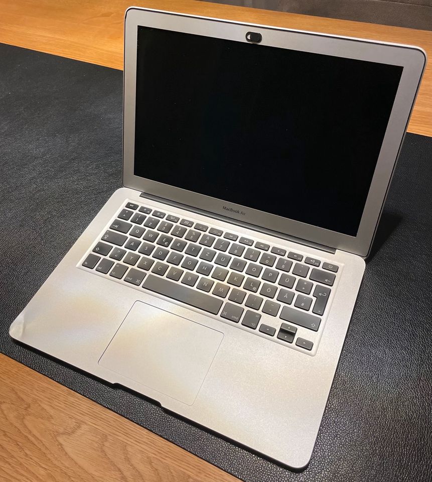 MacBook Air 2014 (13 Zoll, 256 GB SSD, 4 GB RAM) in Fellbach