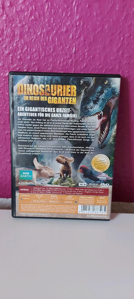 DVD "Dinosaurier im Reich der Giganten" in Taunusstein