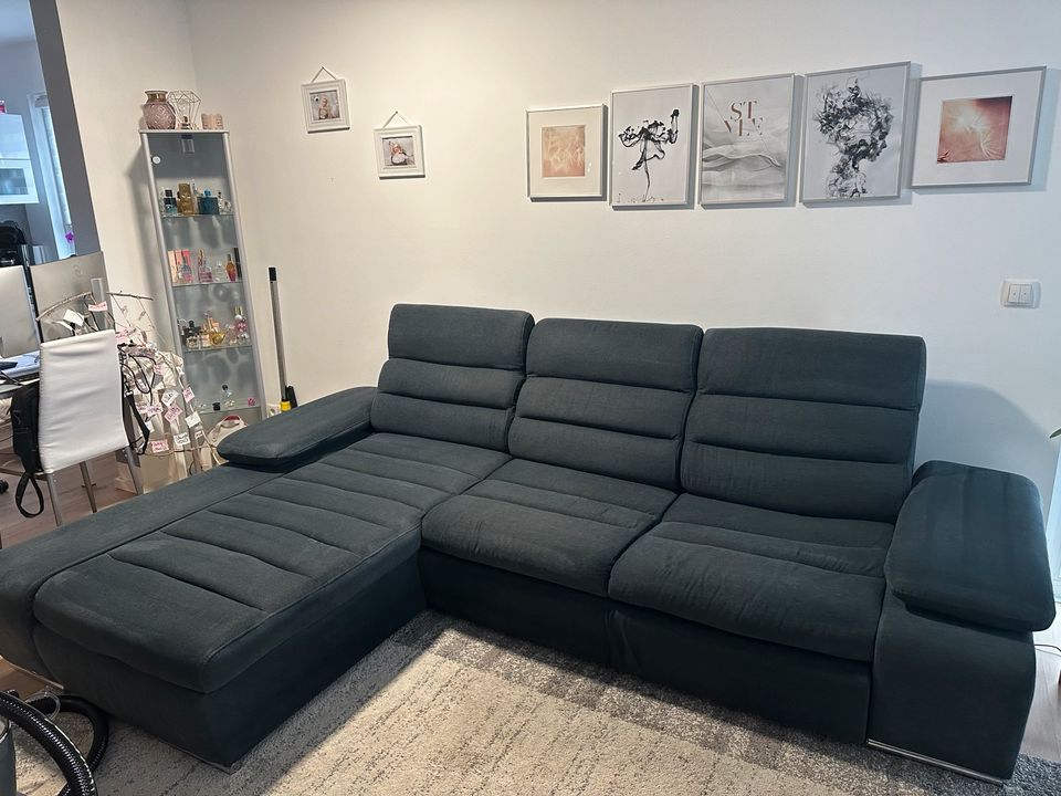 Wunderschöne graue Couch / Wohnlandschaft 185 x 285 cm in Bürstadt