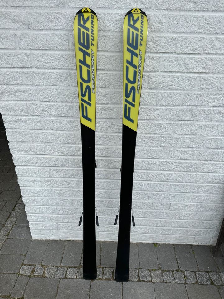 Fischer Ski Race Rc4 160cm gelb in Lastrup