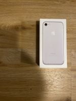 Apple iPhone 7 - 128GB - Silber - Leer-Verpackung - KEIN Handy !! West - Höchst Vorschau