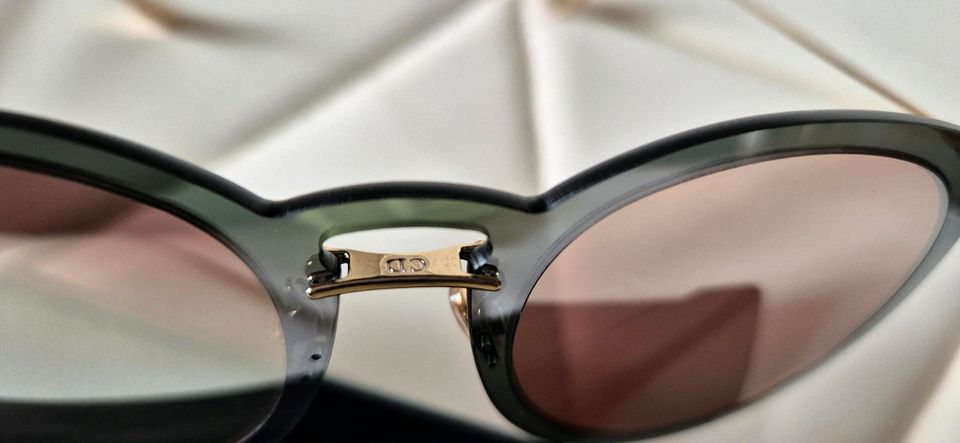 Dior Sonnenbrille DIORULTIMEF Neu Orginal in Bleckede