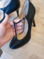 Guess high heels gr.39 neu Nordrhein-Westfalen - Bad Lippspringe Vorschau