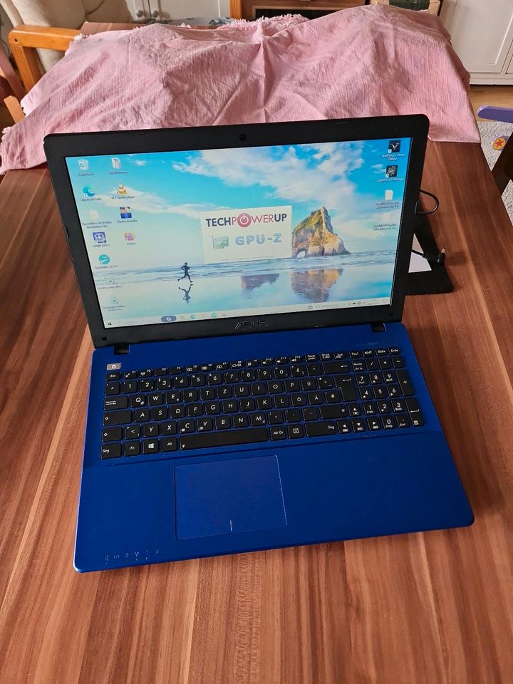 Laptop i5 ASUS mit Windows 11 + SSD + Geforce 820m NVIDEA Grafik in Bad Reichenhall