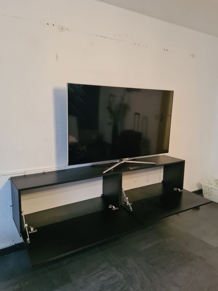 TV Board - Sideboard- Aufbewahrung - Regal- muss dringend raus in Mörfelden-Walldorf