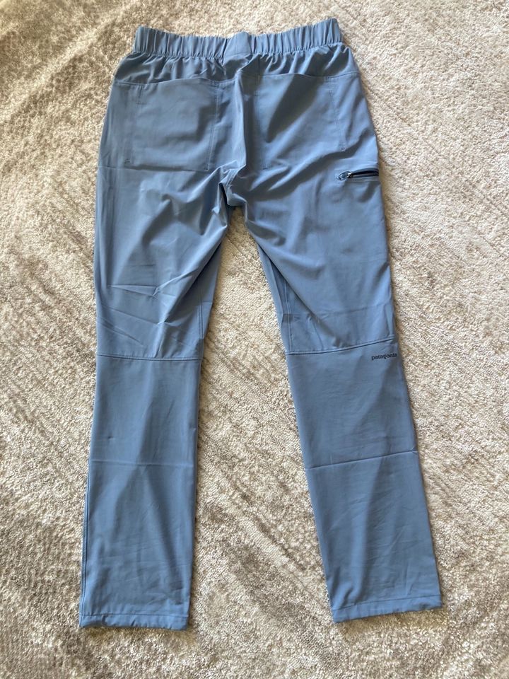 Patagonia Women‘s Chambeau Rock Pants Wanderhose US  6 in Berlin