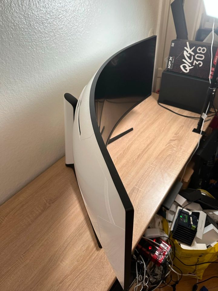 Samsung Odyssey Neo G9 Gaming Monitor 49” LS49AG954NUXEN in München