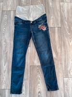 Umstandsjeans mit wunderschöner Stickerei Leipzig - Möckern Vorschau