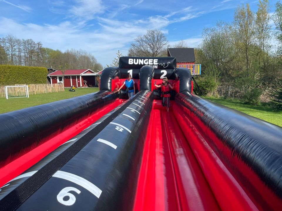 Bungeerun mieten Aufblasbar 11x3 Meter 199 Euro auch Erwachsene in Oranienburg