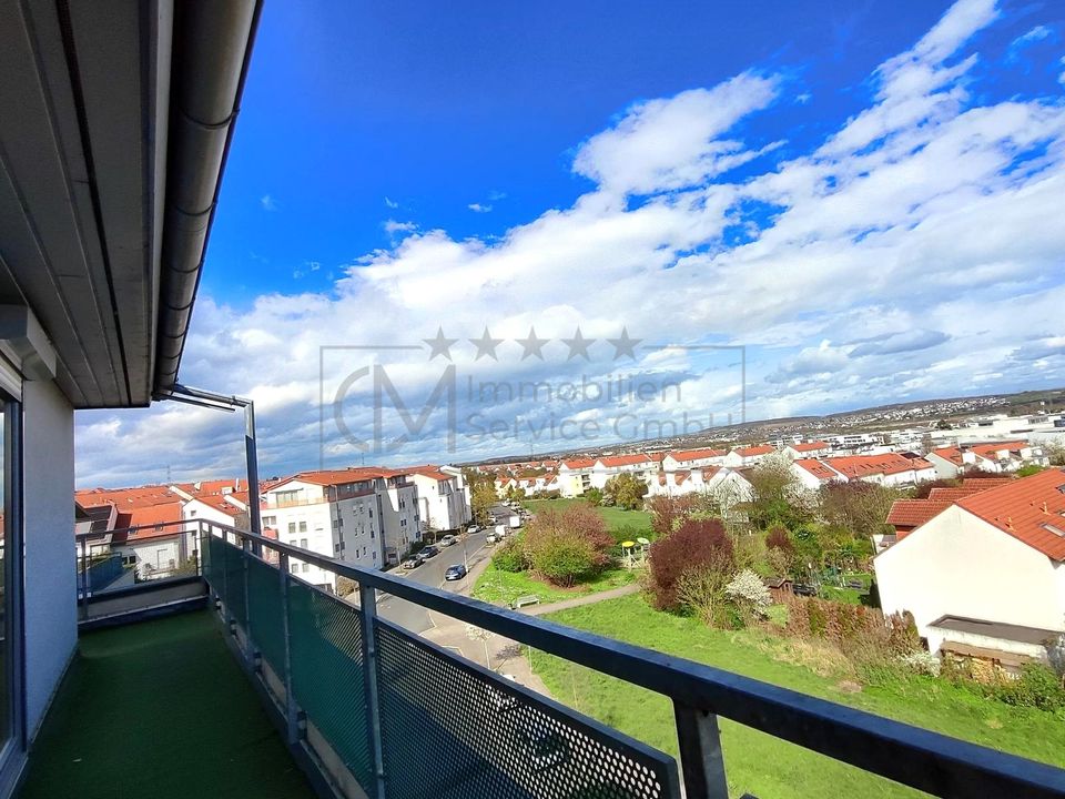 Charmante 3-Zimmer-Wohnung mit traumhaftem Ausblick in Bad Vilbel in Bad Vilbel