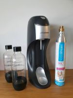 Sodastream mit zwei Plastikflaschen und CO2-Zylinder Baden-Württemberg - Böblingen Vorschau