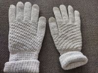 Warme Handschuhe Damen Gr. M/L hellgrau Fleece Touchscreen neu! Baden-Württemberg - Konstanz Vorschau