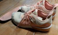 Nike Airmax Turnschuhe 40 Thüringen - Schmoelln Vorschau