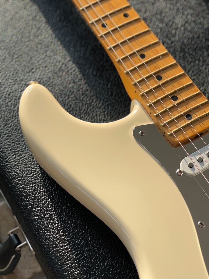 2021 Fender Nile Rodgers Hitmaker Stratocaster in Kiefersfelden