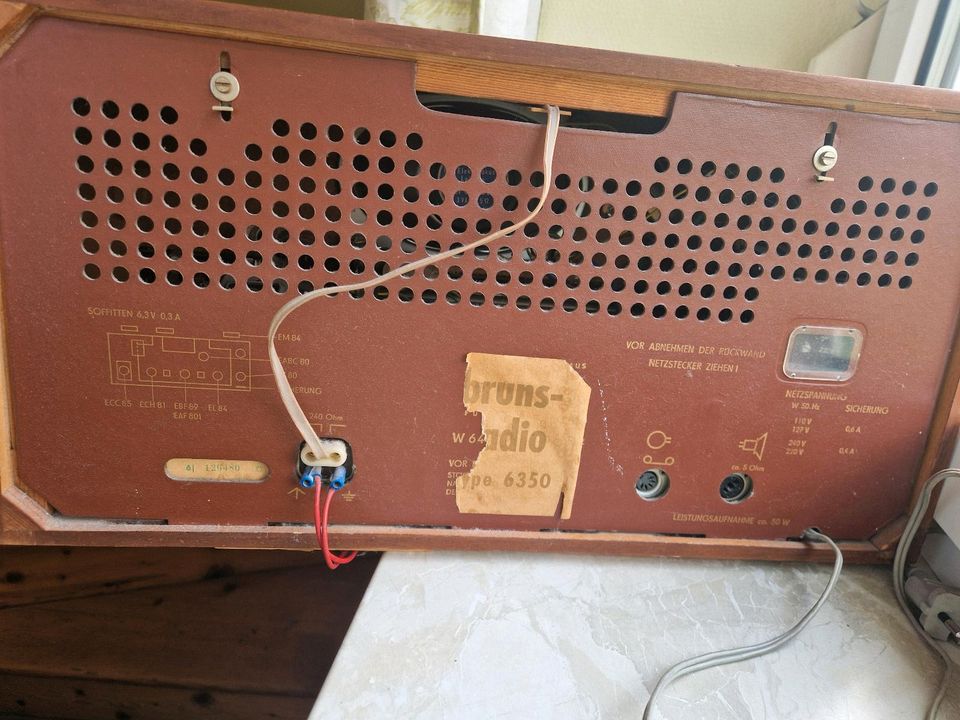 Bruns Radio Typ 6350 Röhrenradio in Ebenhausen