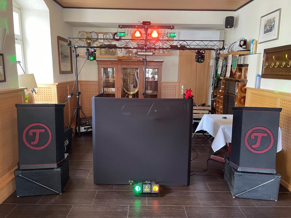 DJ Equipment Lichtshow-Anlage/Nebel wenig benutzt, anschauen! in Hirschfeld (Brandenburg)