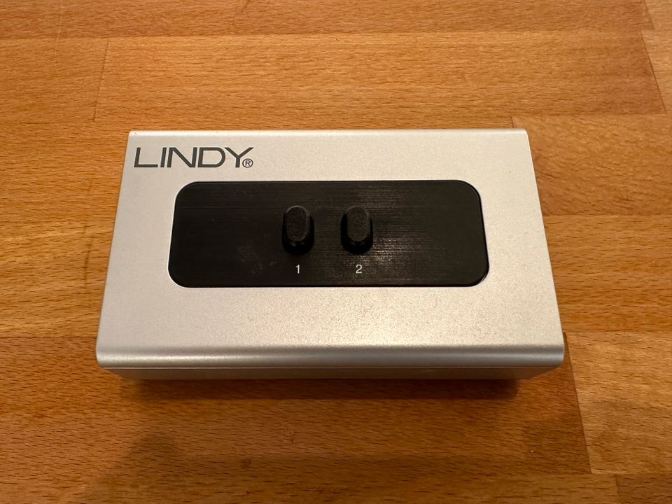 Lindy 38411 DisplayPort Switch 2: 1 in Mering