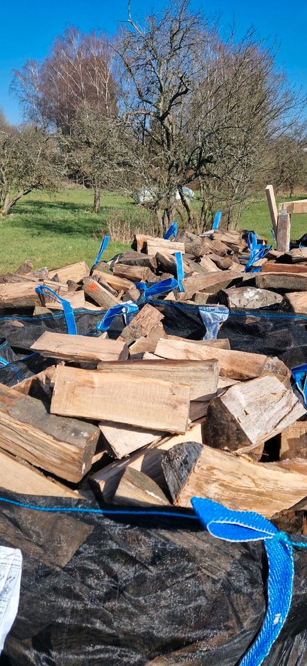 Brennholzverkauf, Gartenpflege in Ebernhahn