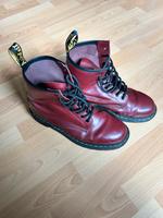 Dr. Martens 1460 in Kirschrot – Größe 43 Kreis Pinneberg - Halstenbek Vorschau