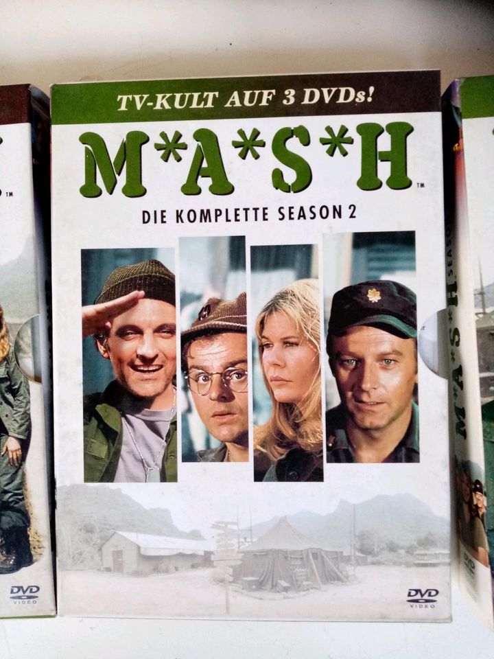 Mash 4077 Vietnam Krieg Kult Serie Staffel 1, 2 und 5 in Elsdorf