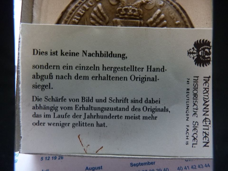 Nachbildung eines Siegels in Wachs in Bamberg