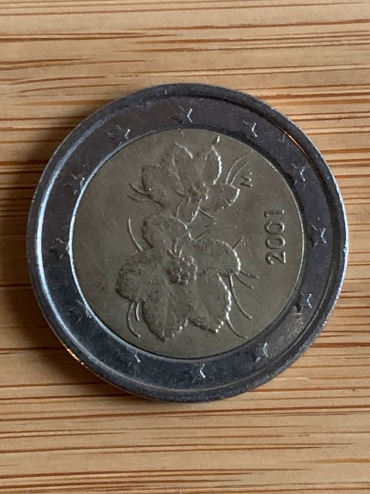 2 Euro Münze Moltebeere Finnland 2001 in Berlin