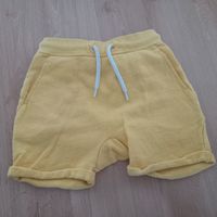 H&M Shorts, Stoffhose, kurze Hose, Sonnengelb, Gr. 98, NEUwertig Bayern - Bamberg Vorschau