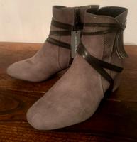 NEU Stiefel Marco Tozzi Stiefeletten Karton Saarland - Oberthal Vorschau