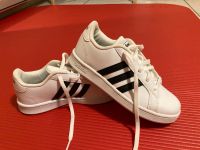 Kinder Adidas Schuhe Kinderschuhe Sneaker  Gr 32 neu ‼️ Baden-Württemberg - Eislingen (Fils) Vorschau