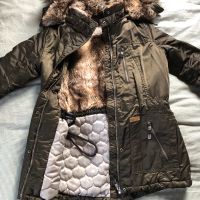 Warme Taillierte Winterjacke Parka mit Kunstpelz Gr 34 München - Schwabing-West Vorschau