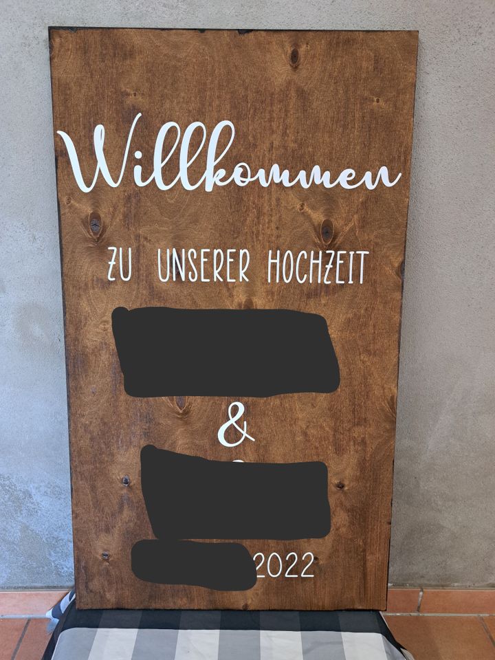 Schild Holz, Beschriftet Hochzeit in Saarbrücken